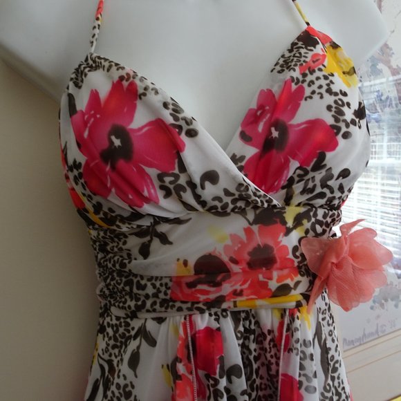 Ladies Size XS Spring/Summer Print Sundress NEW - Picture 3 of 10